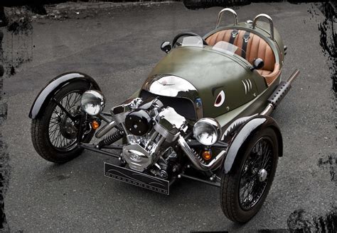 classic 3 wheel car.